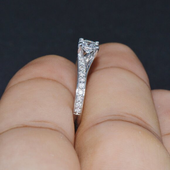 GIA Certified Natural 0.69CTS VVS E Diamond Solid 950 Platinum Designer Ring - Picture 9 of 11
